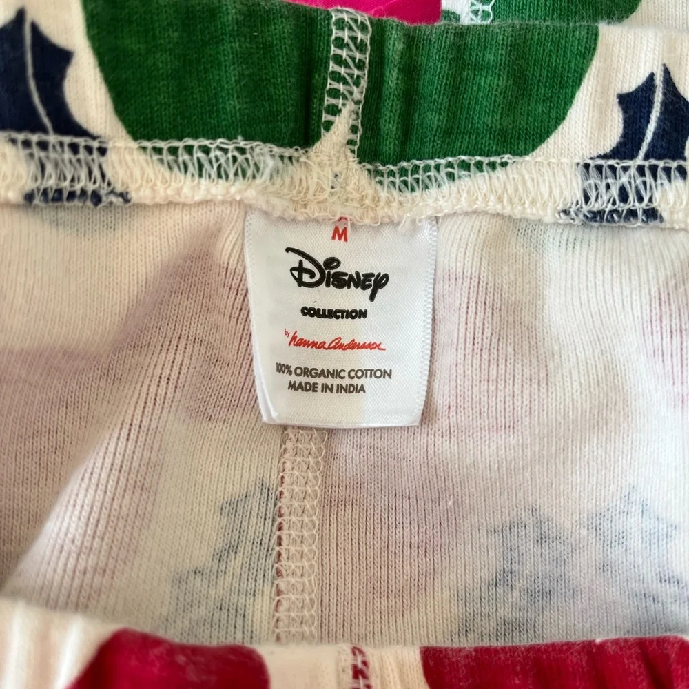 Hanna Andersson Women’s Mickey Mouse Christmas Pajama Set - Picture 6 of 6